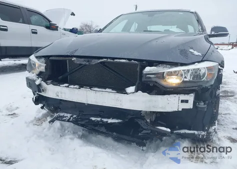 2015 BMW 328I xDrive z USA, uszkodzony, nr VIN WBA3B3C5XFF548560